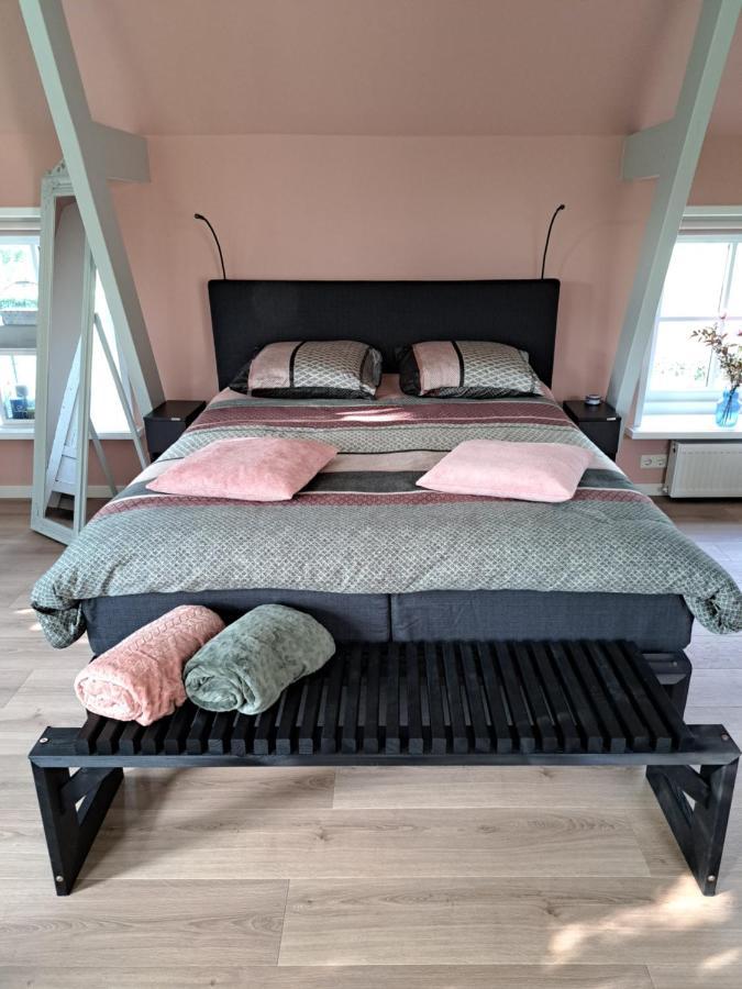 B&B Ut En Thus Sweagerbosk ภายนอก รูปภาพ